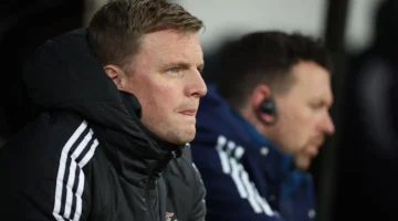 إيدي هاو يصف مواجهة برشلونة بأنها الأهم في تاريخ نادي نيوكاسل